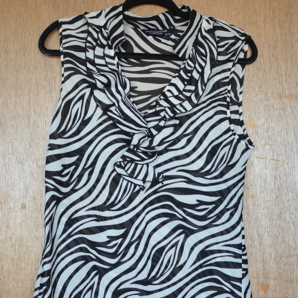 Lifestyle Attitude sheer zebra top
